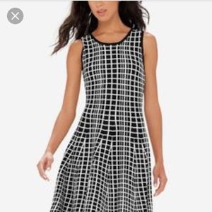 Sleeveless Grid Print Sweater Dress